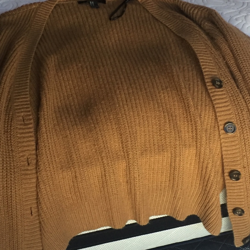 Beautiful colored knit cardigan